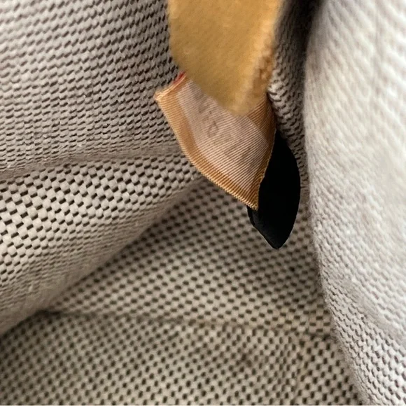 Dooney & Bourkey Bag City Barlow Slouchy Tote - Picture 9 of 16